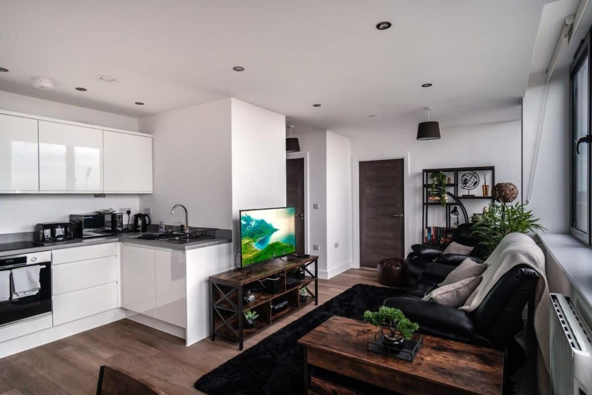 Stayzeni, Alexandra Rise Cosy 1br Flat * Manchester